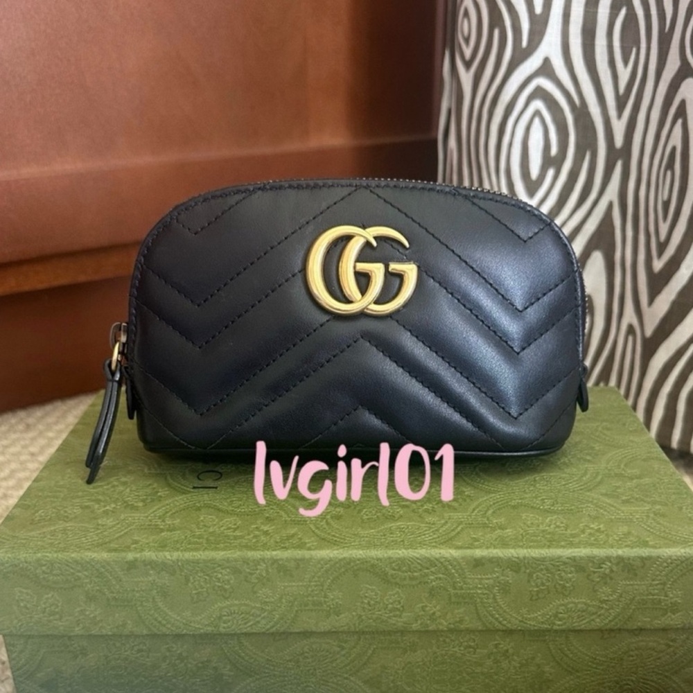 🌸💯Authentic Gucci GG Marmont Chevron Cosmetic Case